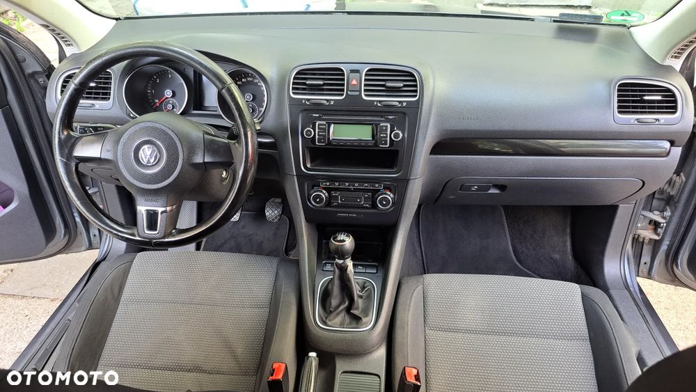 Volkswagen Golf VI 1.6 TDI Comfortline - 16