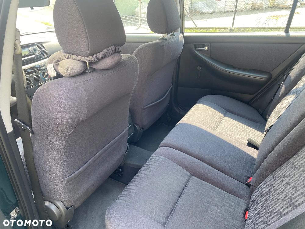 Toyota Corolla 1.6 VVT-i Sol - 6
