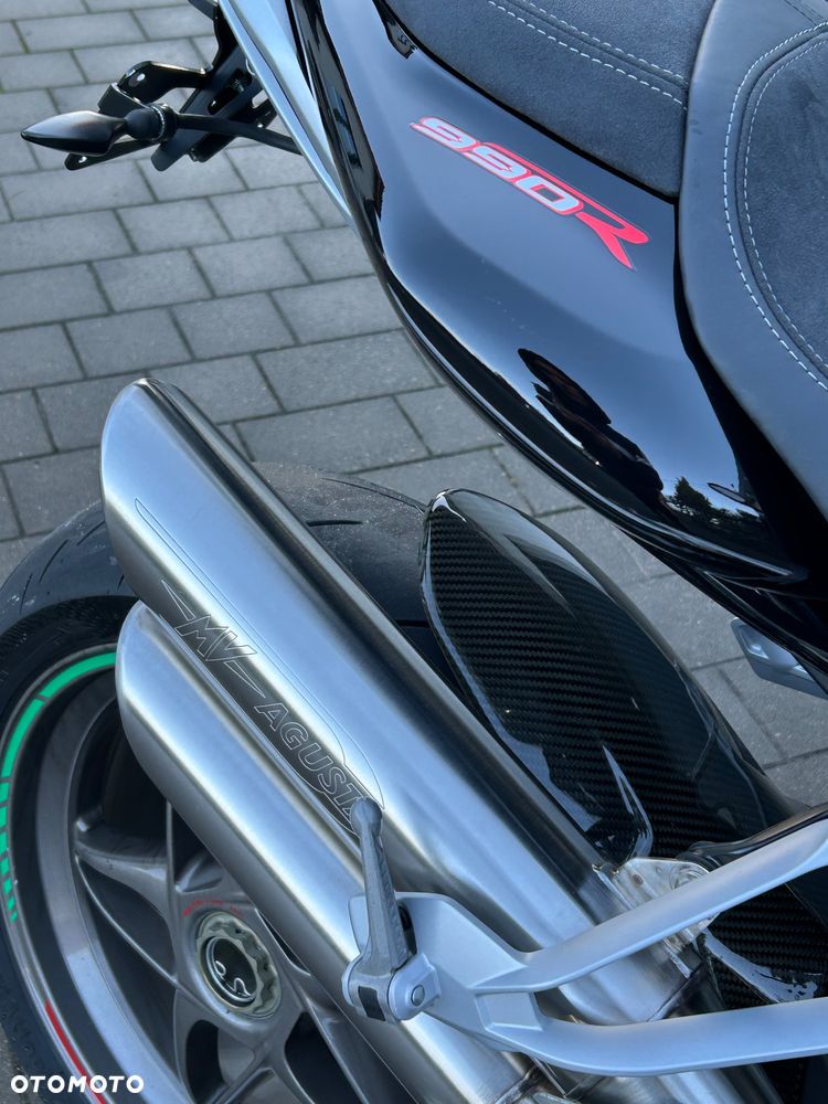 MV AGUSTA Brutale - 11