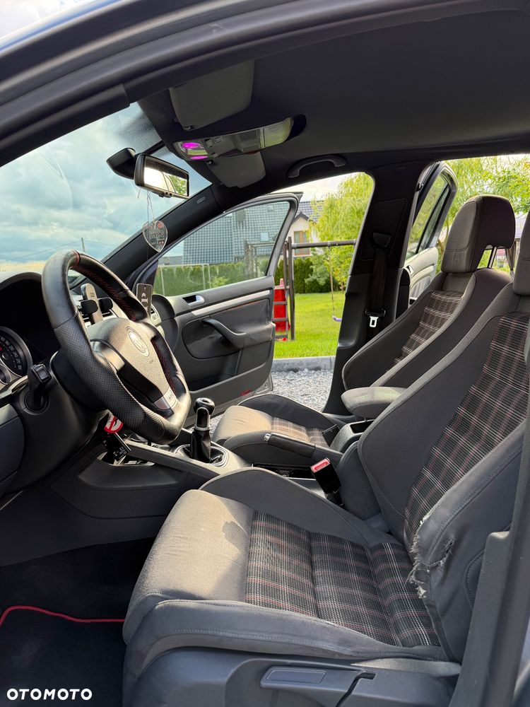 Volkswagen Golf 2.0 TSI GTI - 15