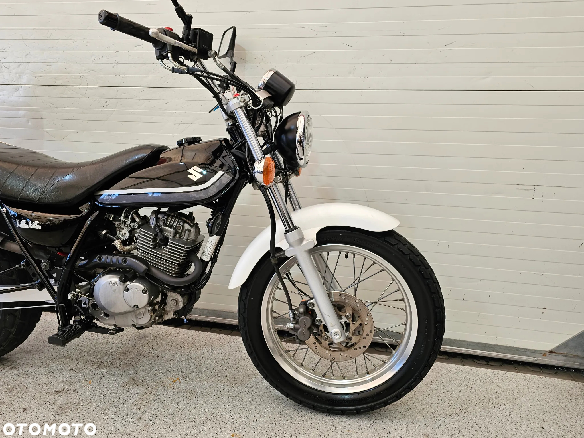 Suzuki RV - 15