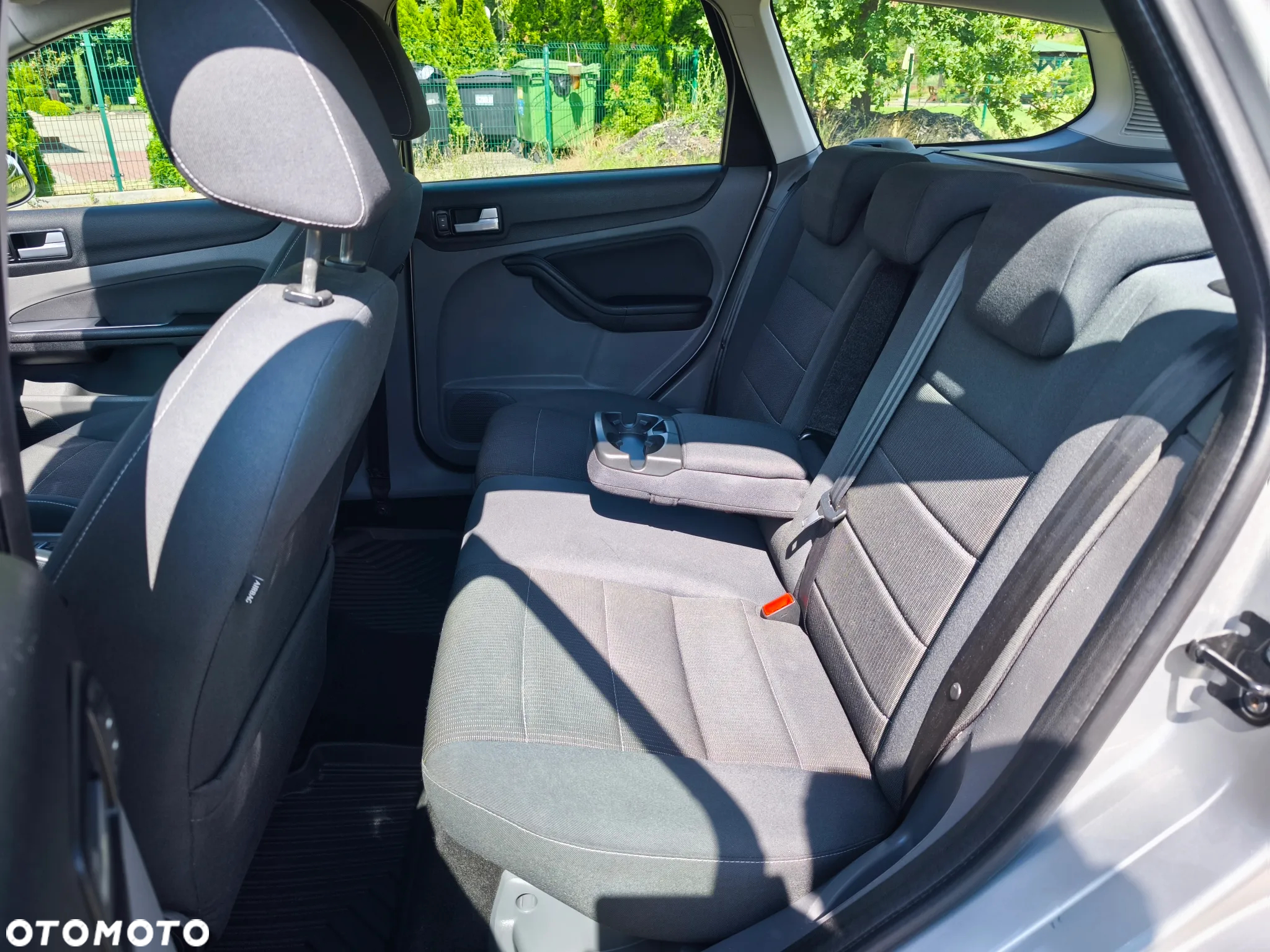 Ford Focus 1.8 FF Platinium X - 18