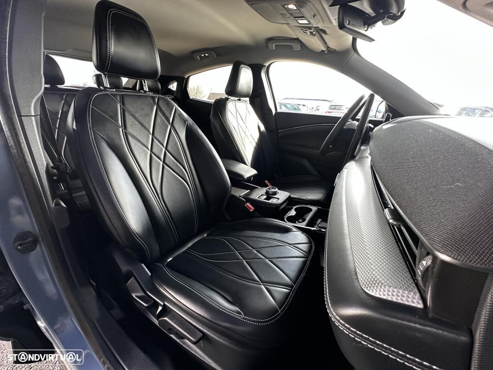 Ford Mustang Mach-E Standard - 3