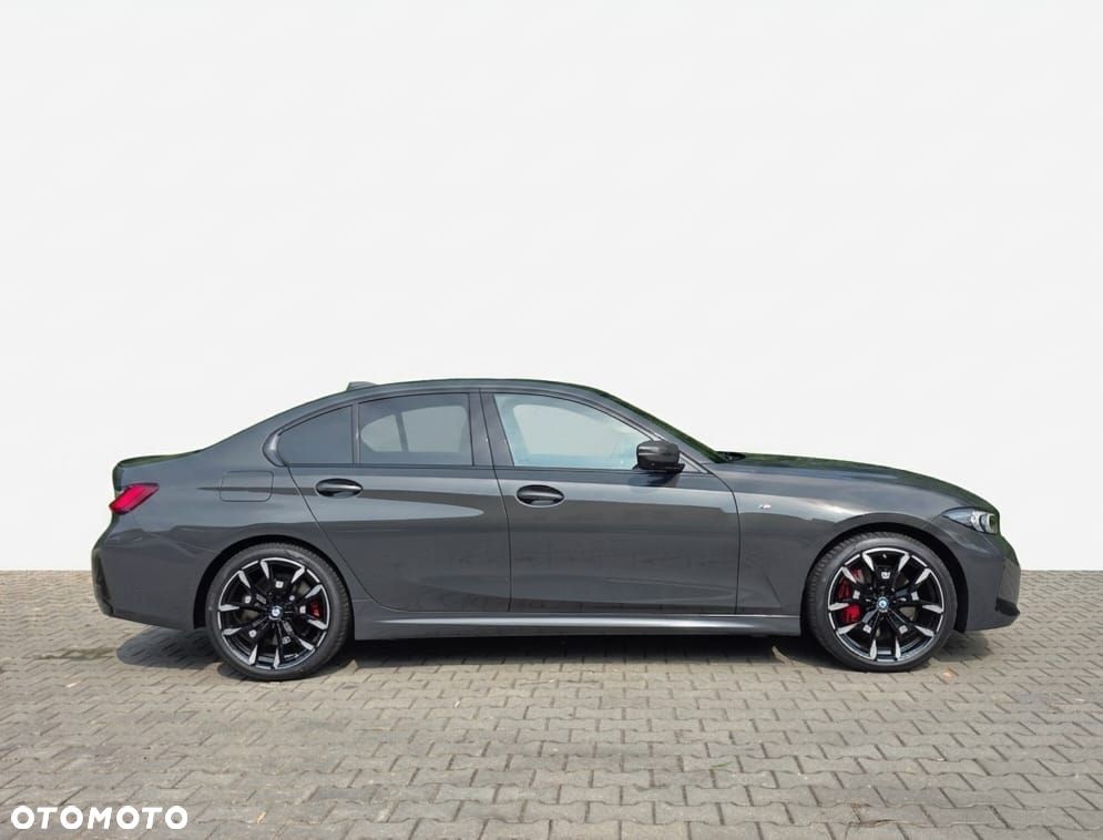 BMW Seria 3 330i xDrive M Sport sport - 4