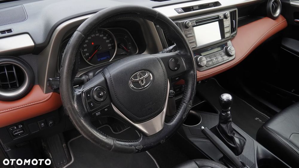 Toyota RAV4 2.0 D-4D Prestige - 14