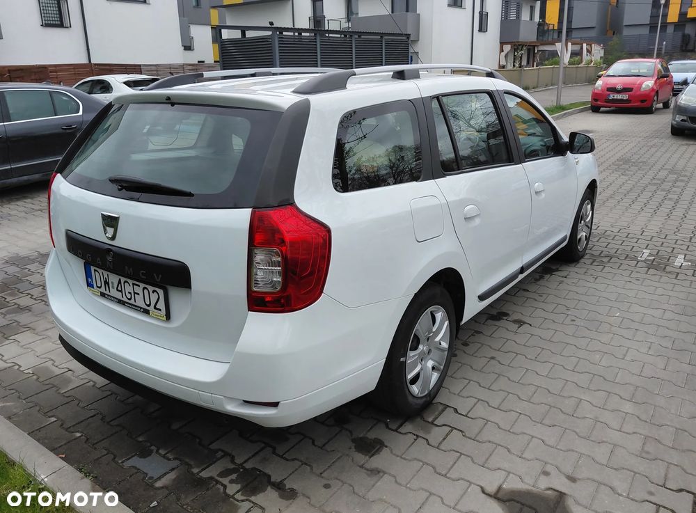 Dacia Logan 0.9 TCe Laureate S&S - 4