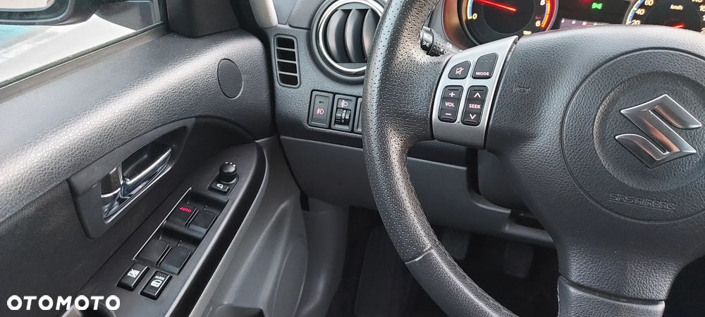 Suzuki SX4 2.0 DDiS 4x4 Style - 40