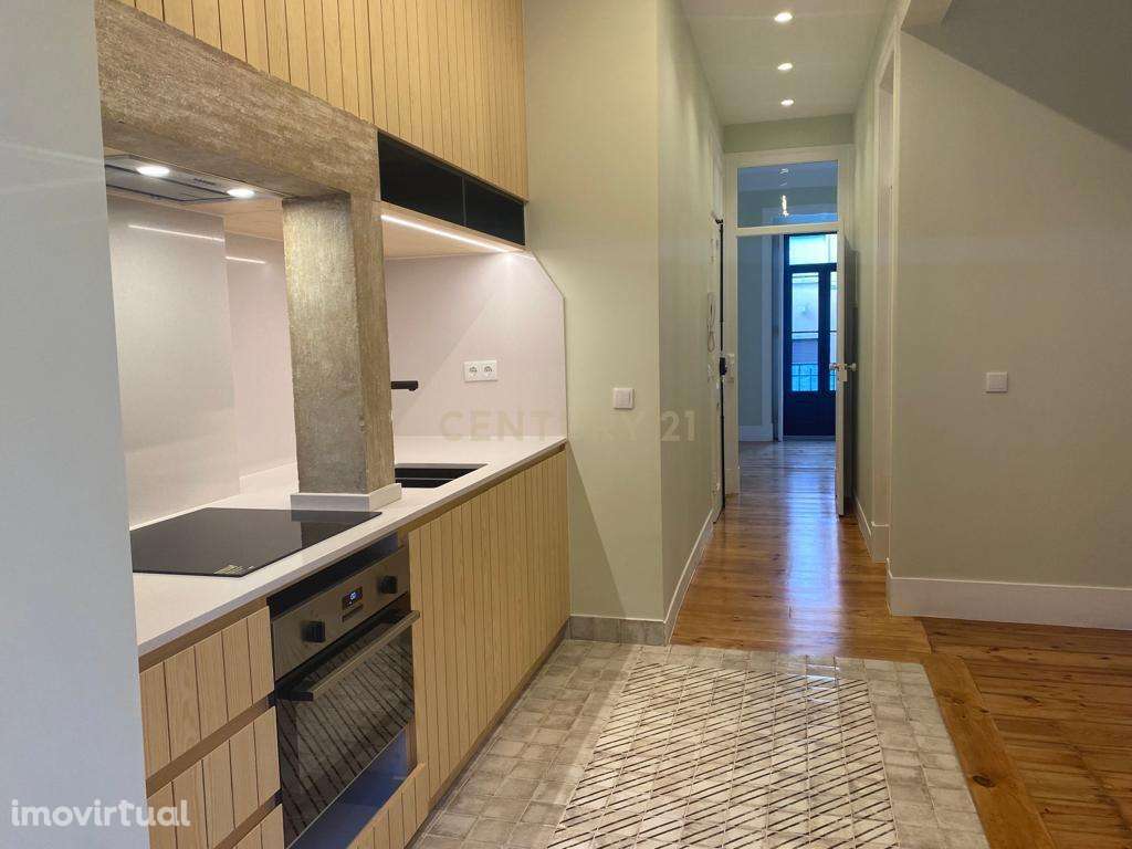 T3 em Benfica, com cozinha equipada e excelente localização - Grande imagem: 5/29