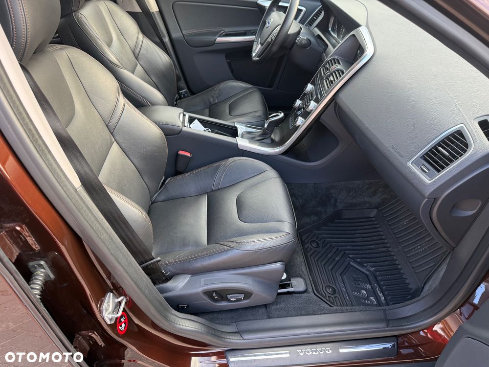 Volvo XC 60 D4 Drive-E Summum - 28