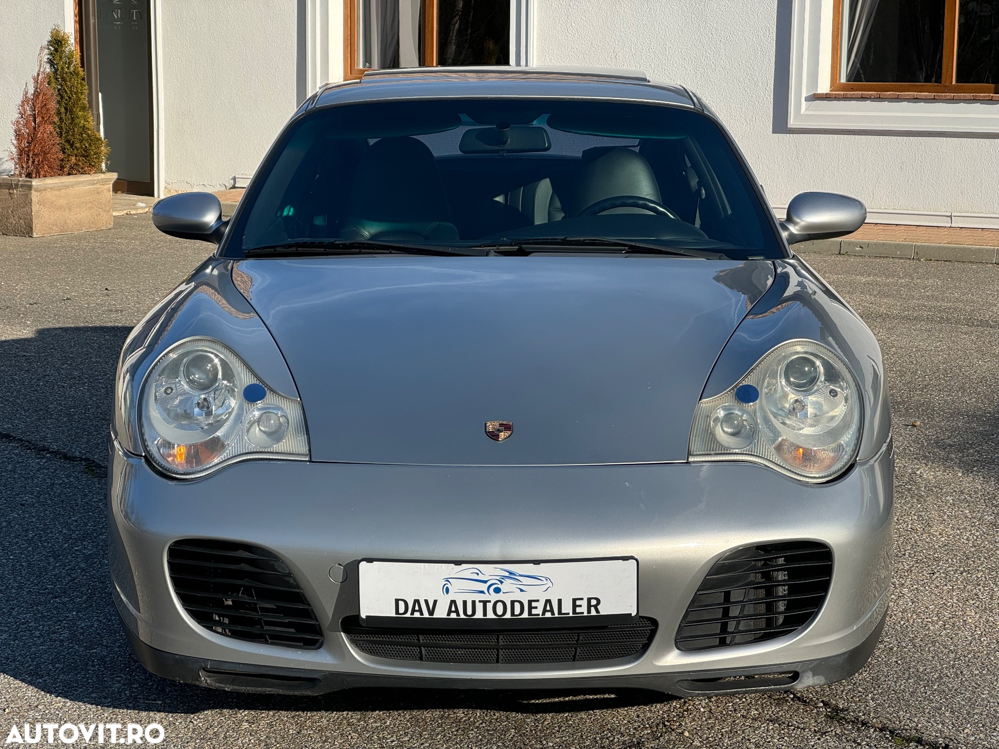 Porsche 911 Carrera 4S - 23