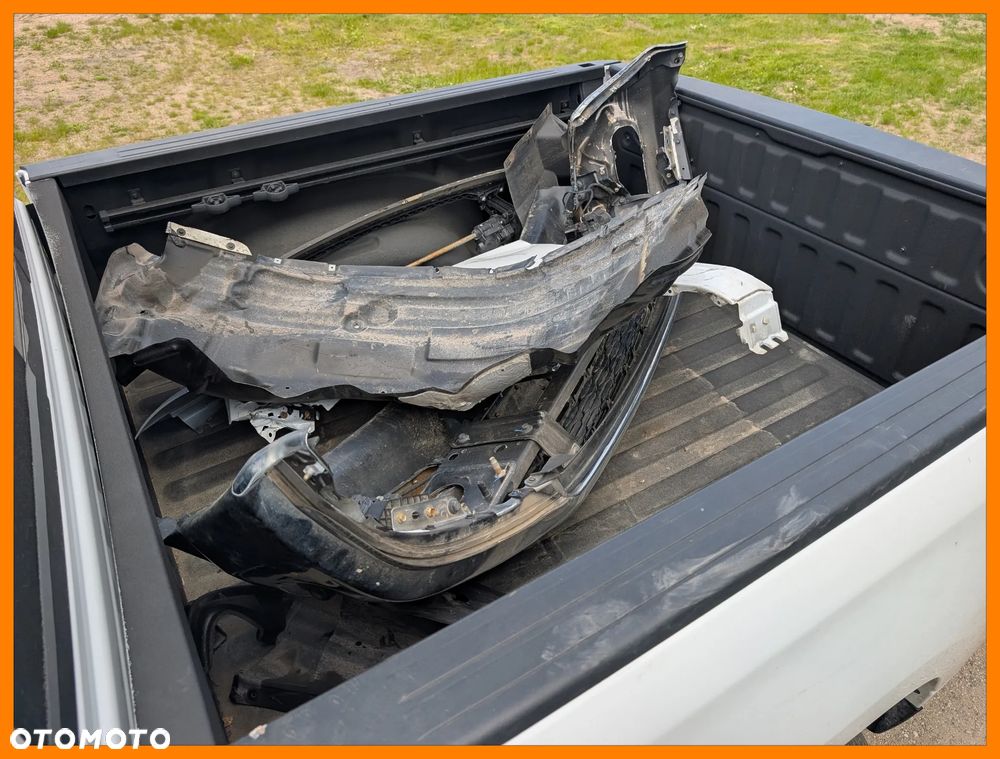 RAM 1500 Crew Cab Shortbed Bighorn - 17