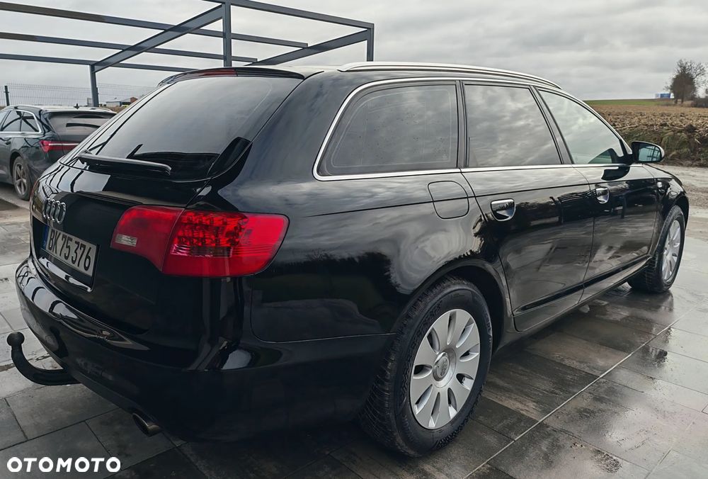 Audi A6 Avant 2.4 - 8