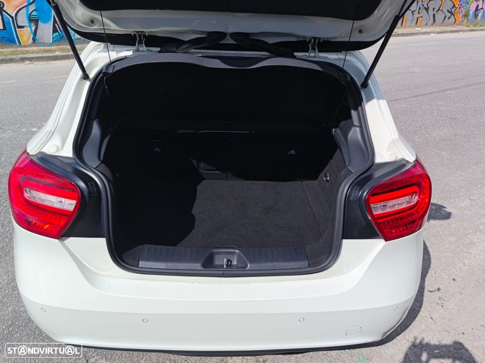 Mercedes-Benz A 180 d 7G-DCT Activity Edition - 18