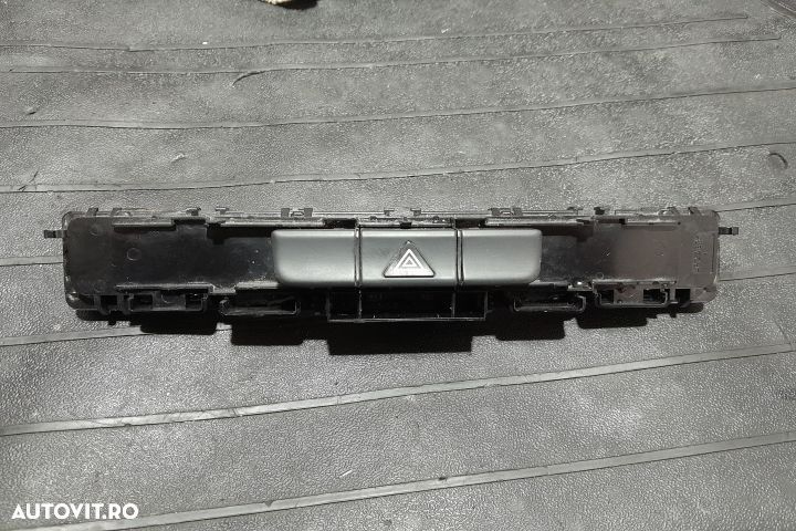 Buton avarie 4479050051 4479050051 Mercedes-Benz Vito W447 [2014 - 20 - 1