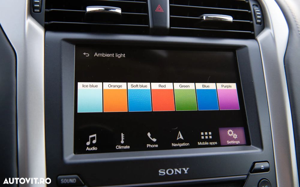 Ford Mondeo 2.0 HEV Vignale - 30