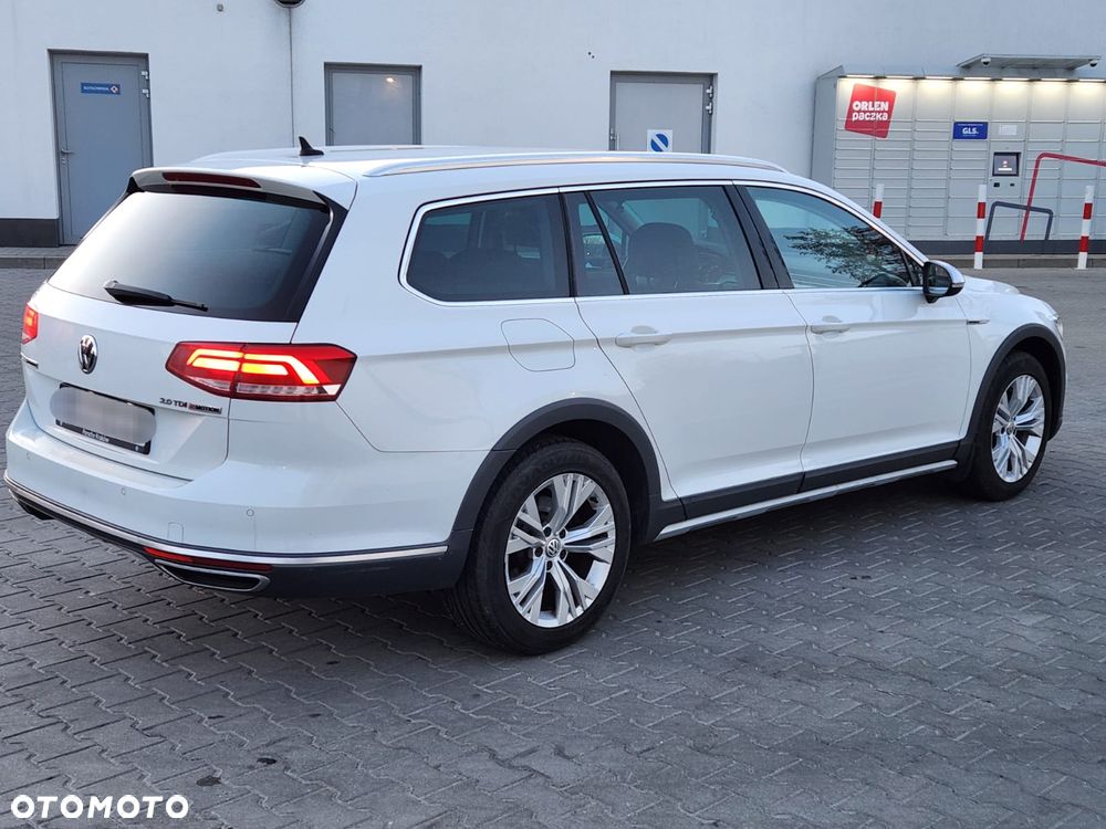 Volkswagen Passat 2.0 TDI SCR DSG 4Motion Business - 2