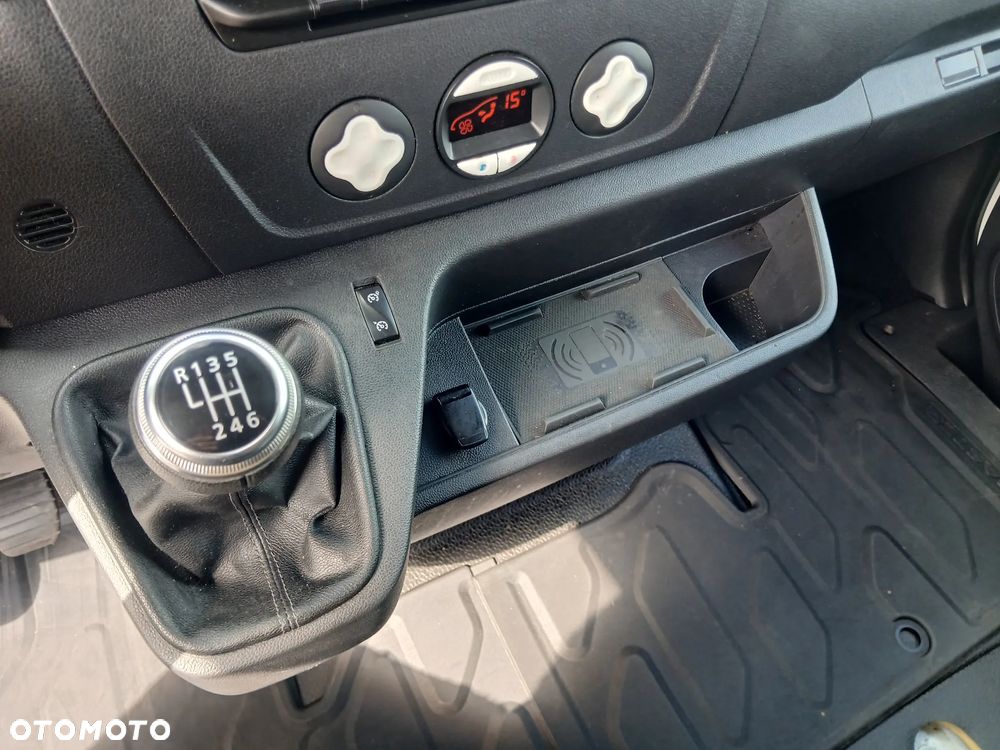 Renault Master IV 2.3DCI 163KM Sypialka Twin Cab Plandeka  TV Webasto Klimatronik cena brutto!!! - 39