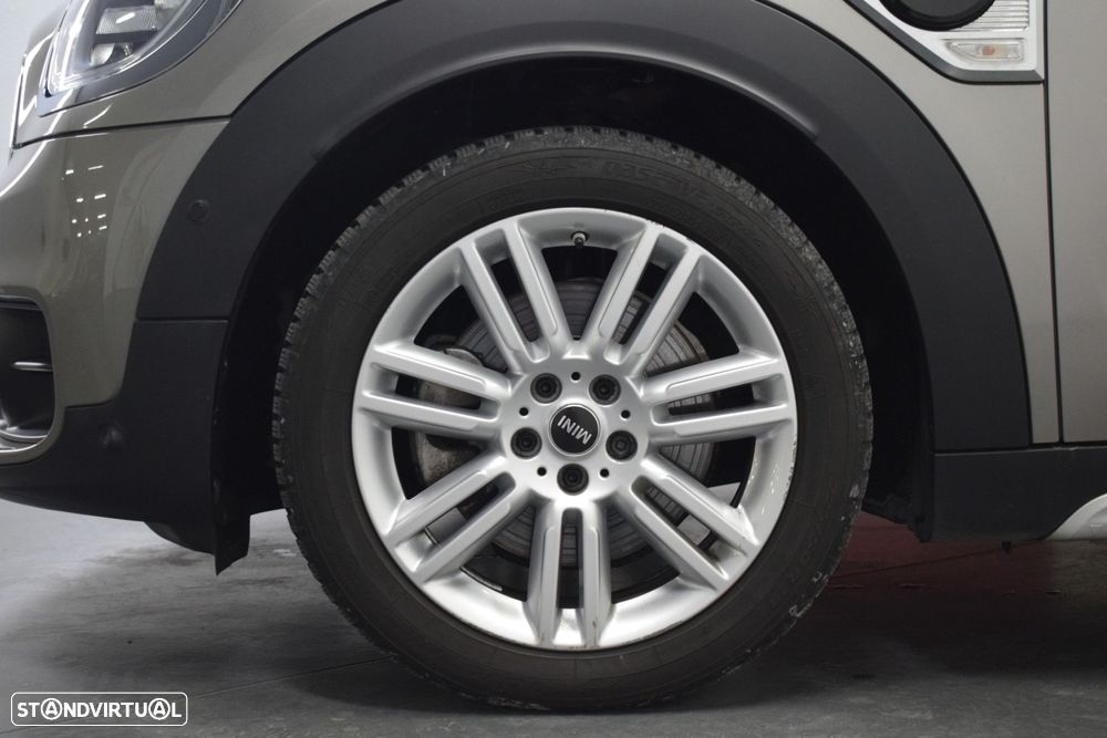 MINI Countryman Cooper SE ALL4 Auto - 24