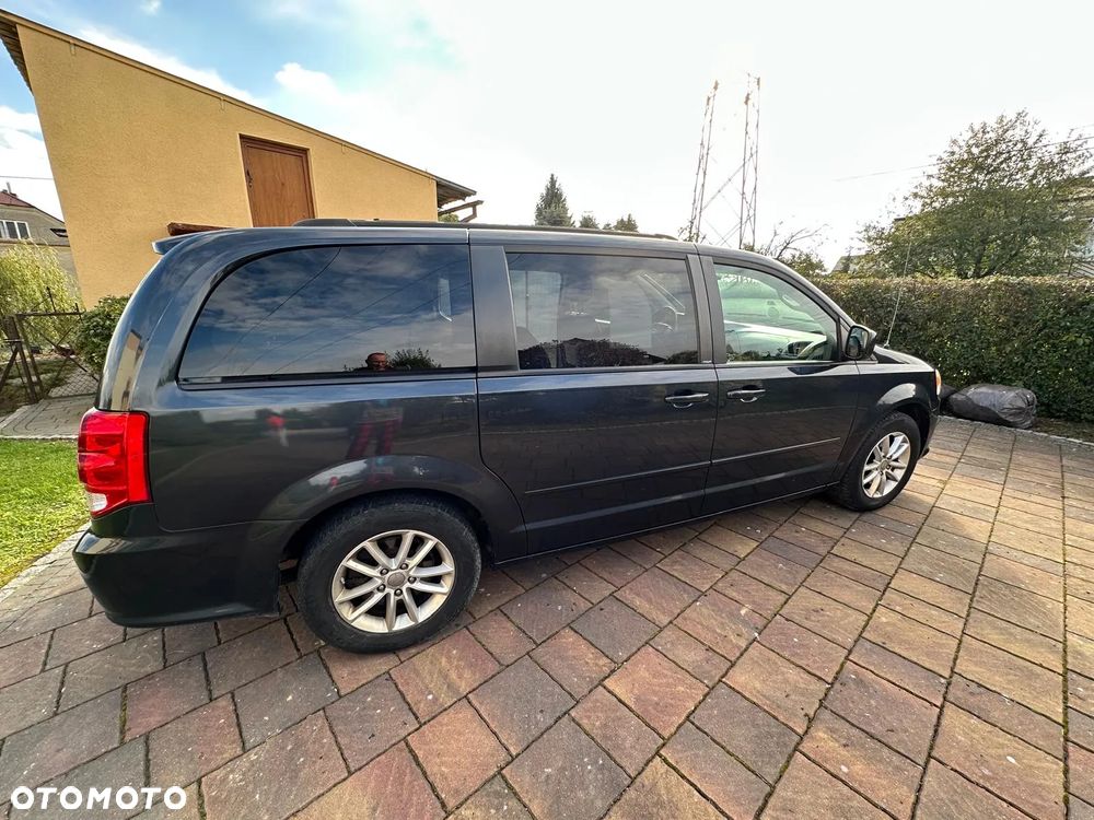 Dodge Grand Caravan - 20