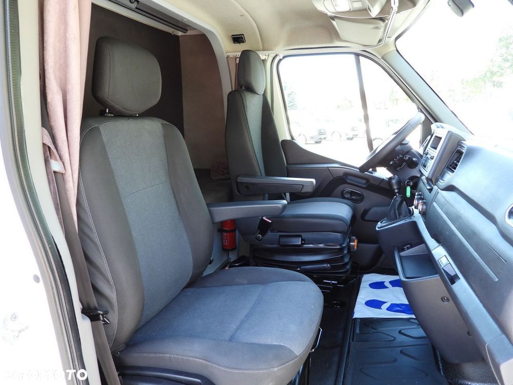 Renault MASTER PLANDEKA 10 PALET WEBASTO TEMPOMAT LEDY PNEUMATYKA KLIMATYZACJA  165KM - 34