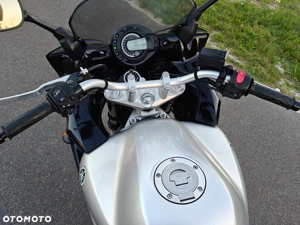 Yamaha FZ6 - 15