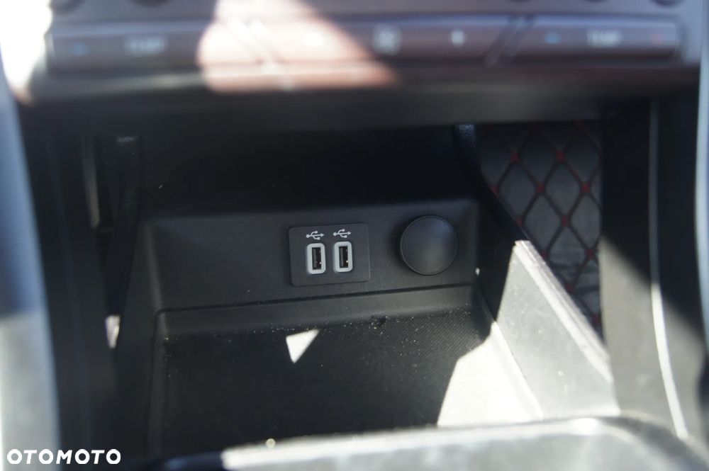 Ford Fusion - 19