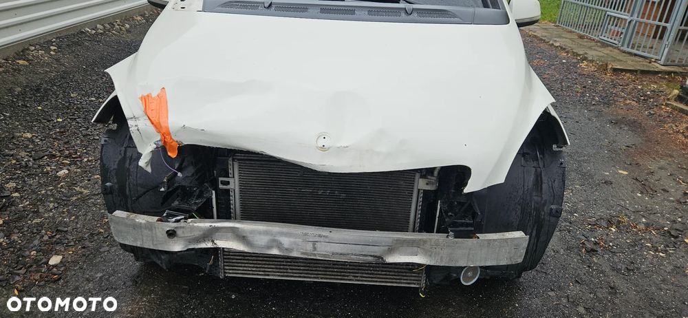Mercedes-Benz Klasa B 200 CDI - 13