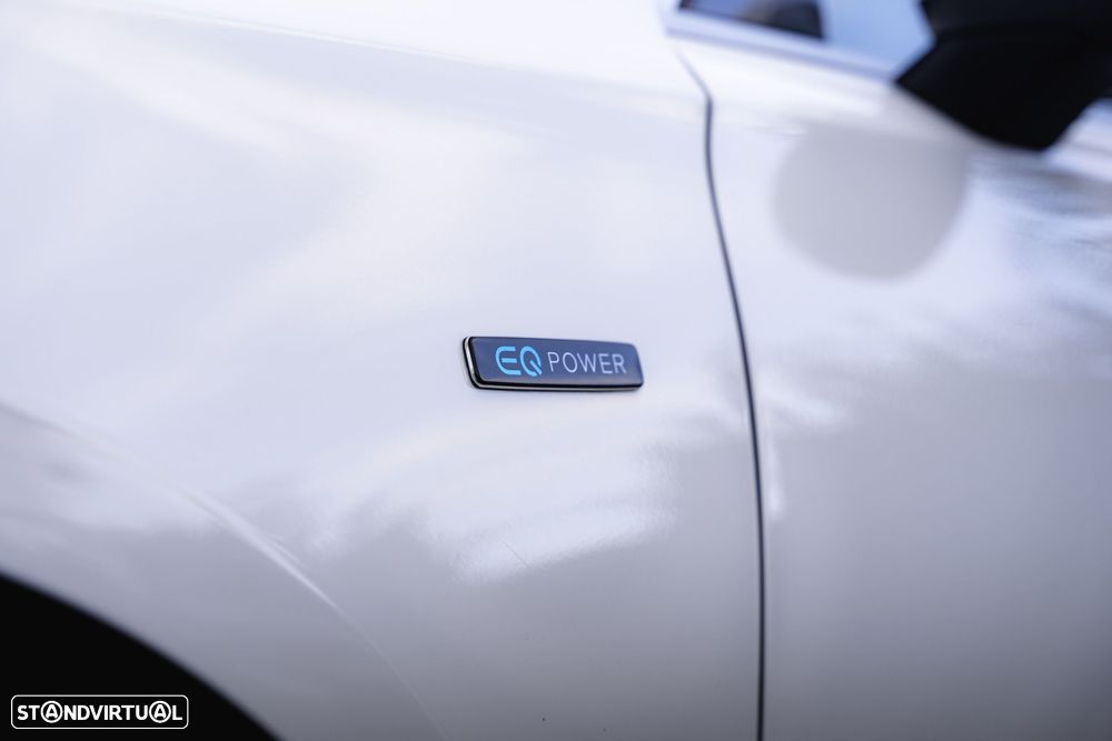 Mercedes-Benz A 250 e AMG Line - 26