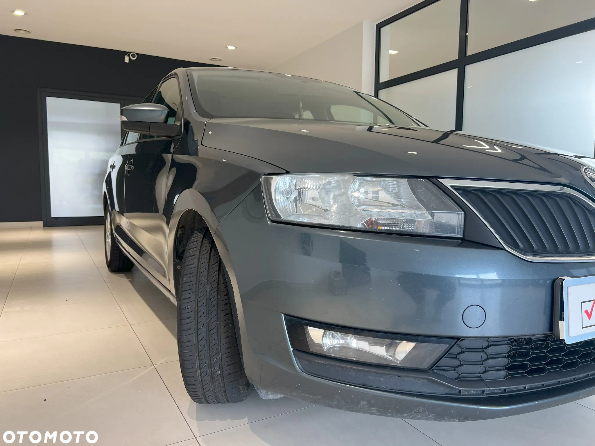 Skoda RAPID 1.0 TSI Ambition - 2