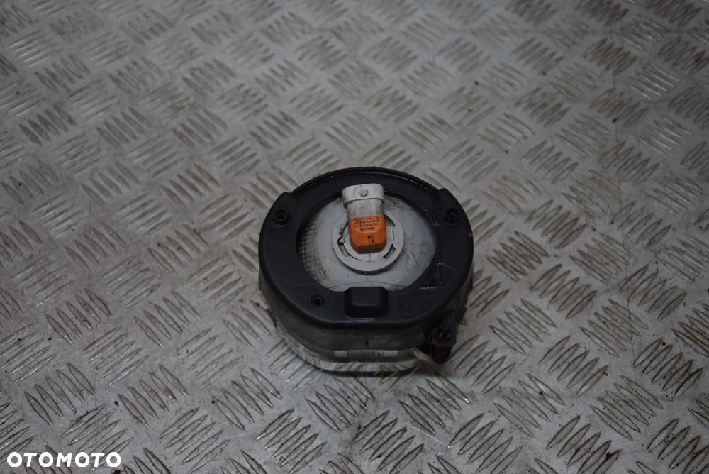 JEEP CHEROKEE KJ HALOGEN PRAWY PRZÓD - 4