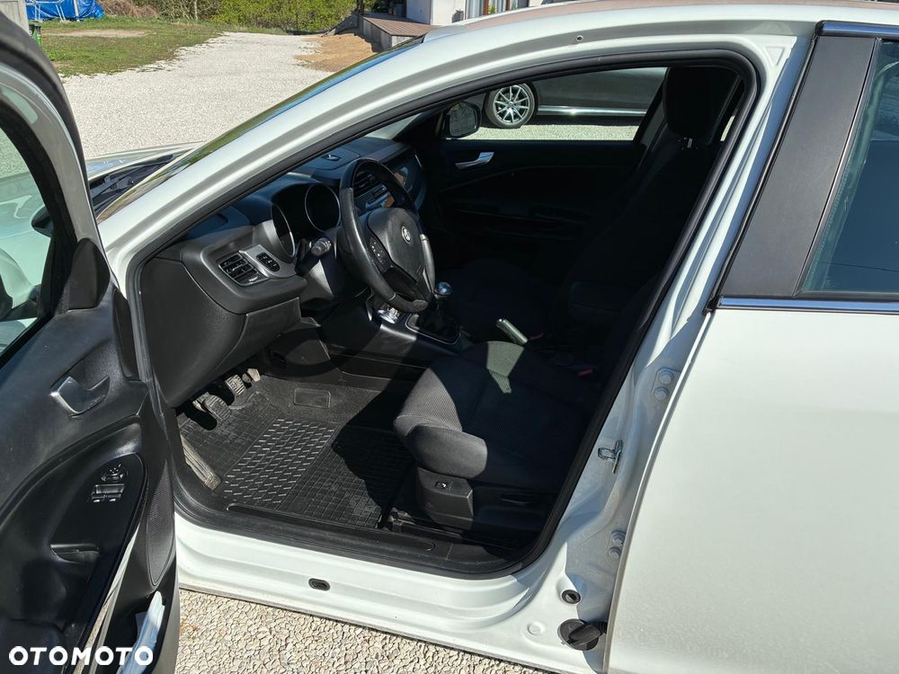 Alfa Romeo Giulietta 1.4 TB 16V - 10