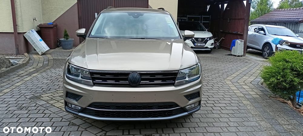 Volkswagen Tiguan - 8