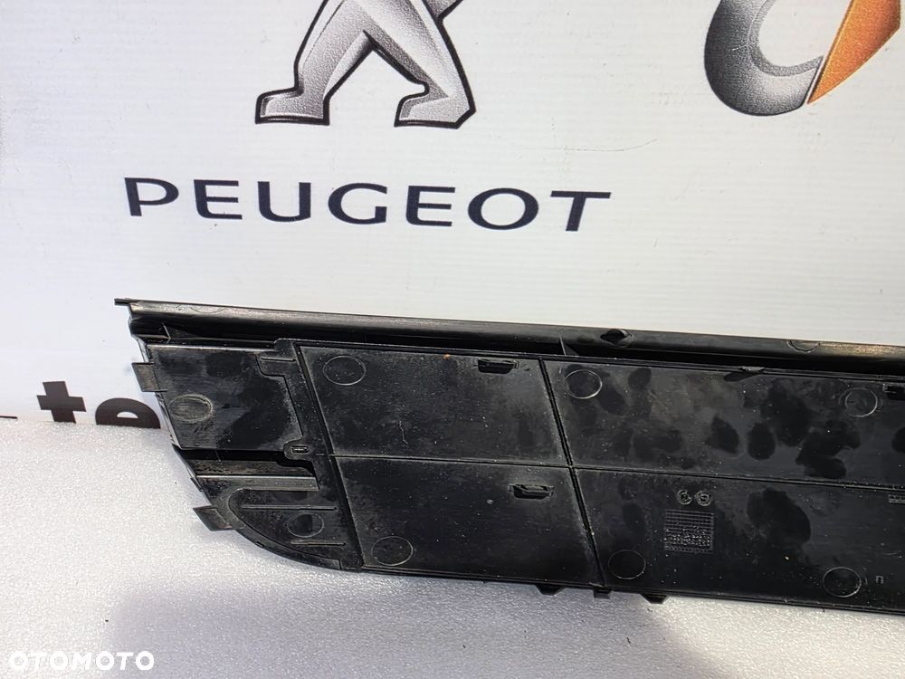 AUDI Q7 4L0 06- LEWA / PRAWA KRATKA BOCZNA ZDERZAKA PRZEDNIEGO PRZÓD NR 4L0807682 + 4L0807152 / 4L0807681 + 4L0807151 NR AUKCJI KB75 - 12