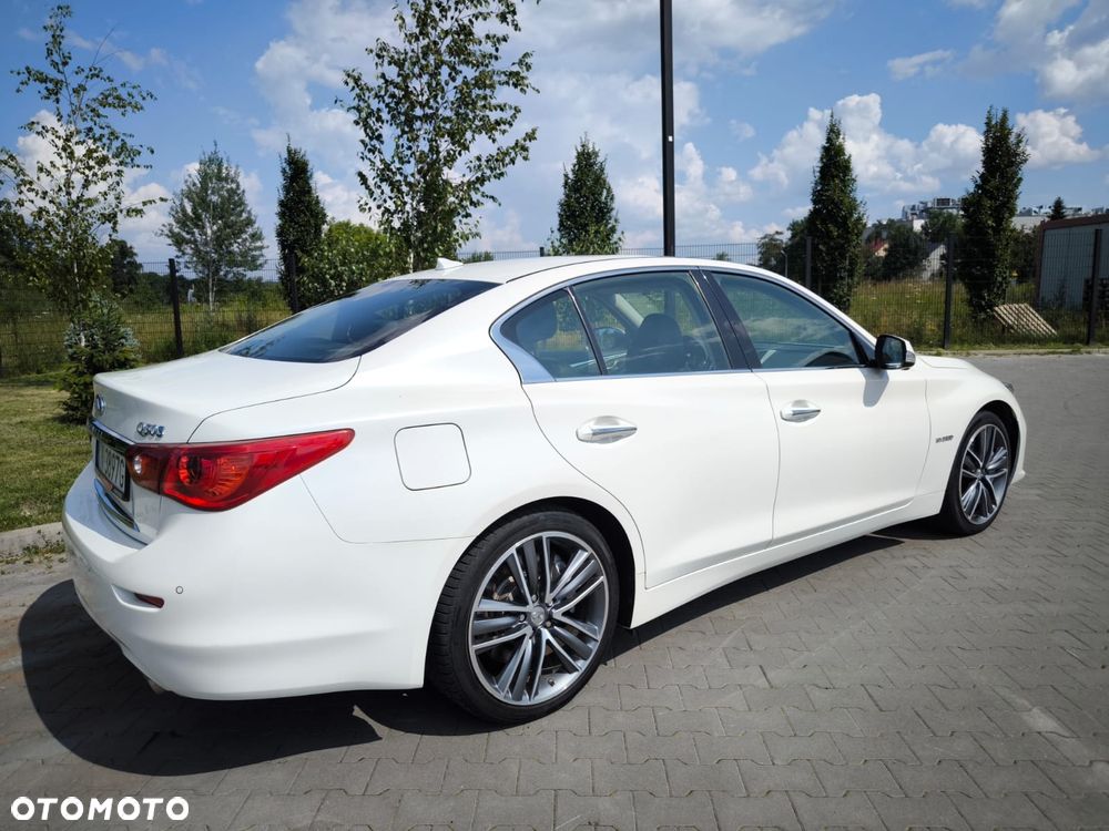 Infiniti Q50 - 36