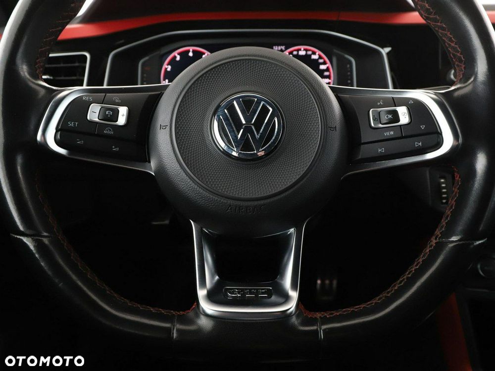 Volkswagen Polo 2.0 TSI DSG GTI - 22