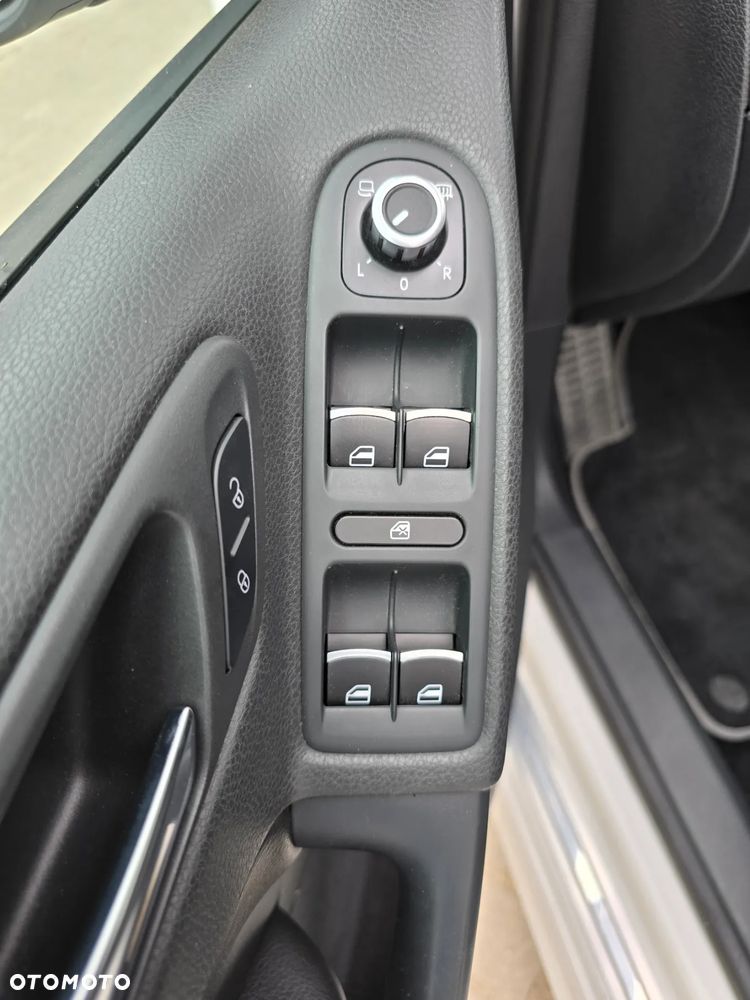 Volkswagen Golf 2.0 R DSG - 10