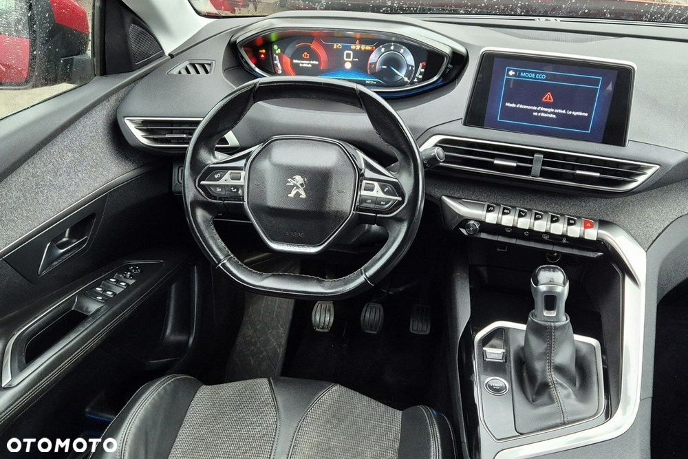 Peugeot 3008 PureTech 130 Stop & Start GPF Allure - 10