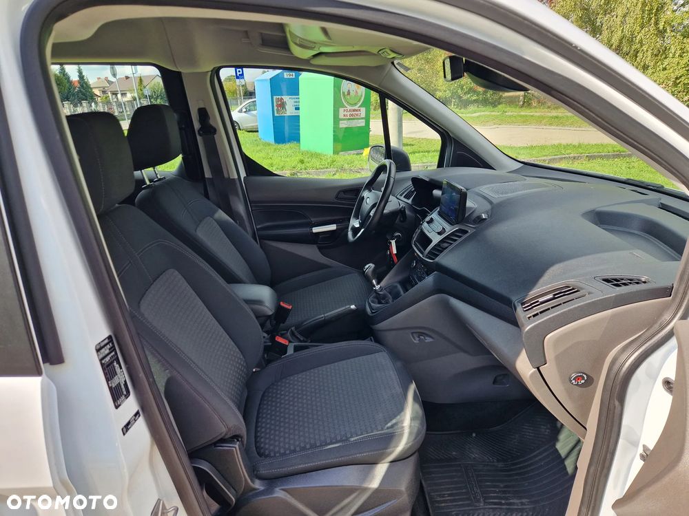 Ford Tourneo Connect 1.5 TDCi Titanium - 8
