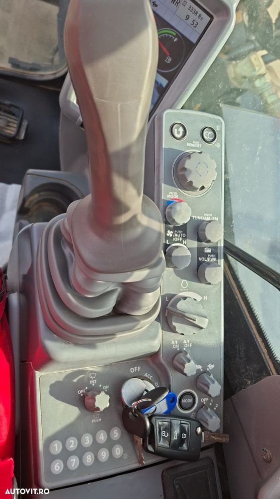 Hitachi ZX85, 2022, 3.339h, CUPLA RAPIDA HIDRAULICA +3 CUPE NOI, senile cauciuc 90%, masa operationala 8,6t, adanc sapare 5m, latime 2,2m, ridica 4,5t, inst picon, LAMA NIVELARE, aer cond, Camera spate, leasing 4 ani, STARE FOARTE BUNA, PROMOTIE 59.900eur+Tv - 17