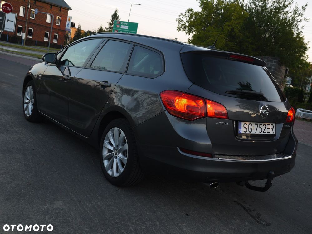 Opel Astra 1.4 Turbo Sports Tourer 150 Jahre - 27