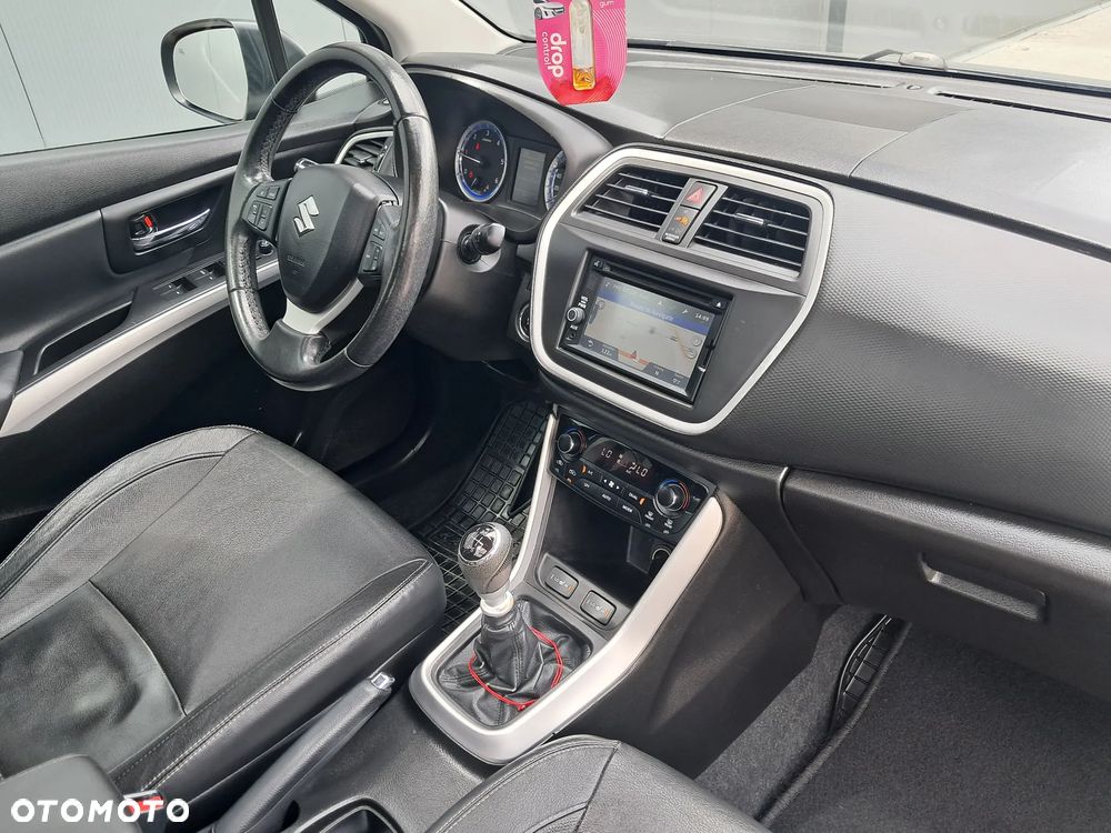 Suzuki SX4 S-Cross 1.6 DDiS Comfort - 34