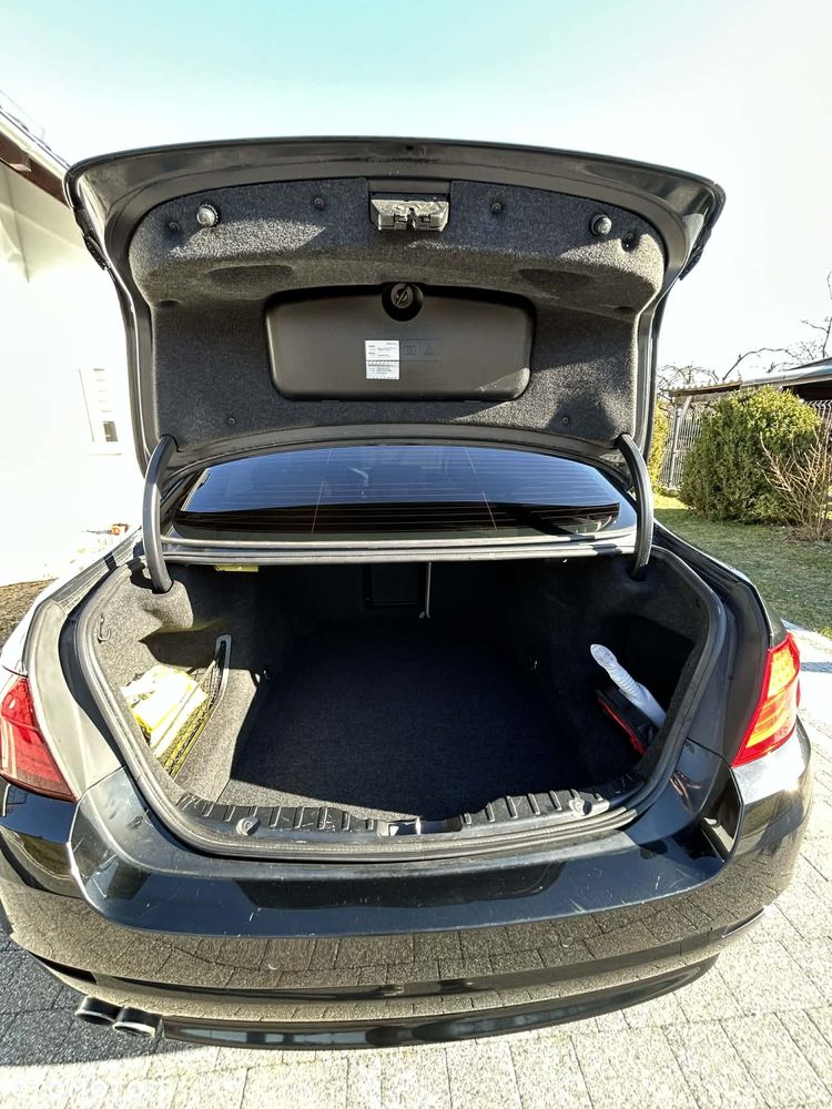 BMW Seria 5 525d Luxury Line - 14
