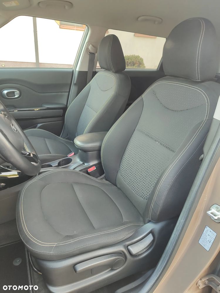 Kia Soul 1.6 CRDI L - 15