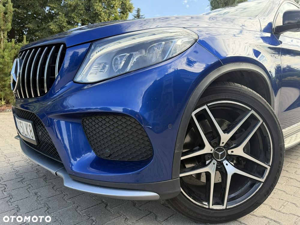 Mercedes-Benz GLE - 29