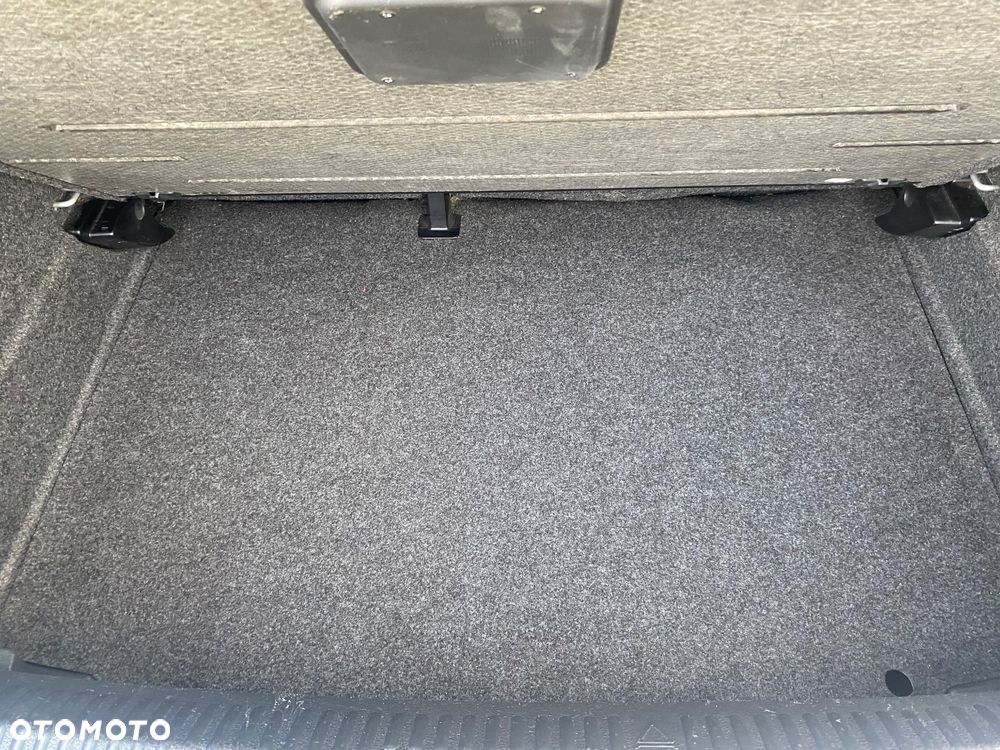 Volkswagen Polo - 23