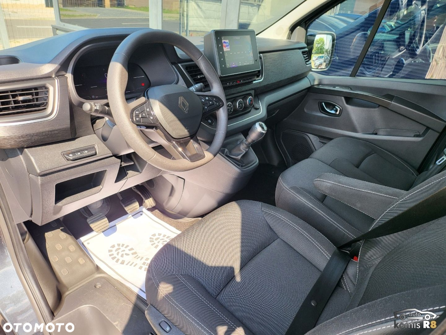 Renault Trafic - 18