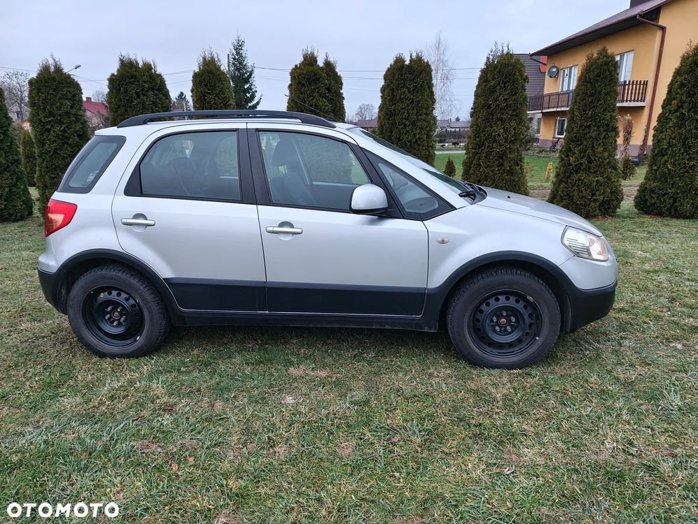 Fiat Sedici 1.6 16V 4x4 Luxury - 8