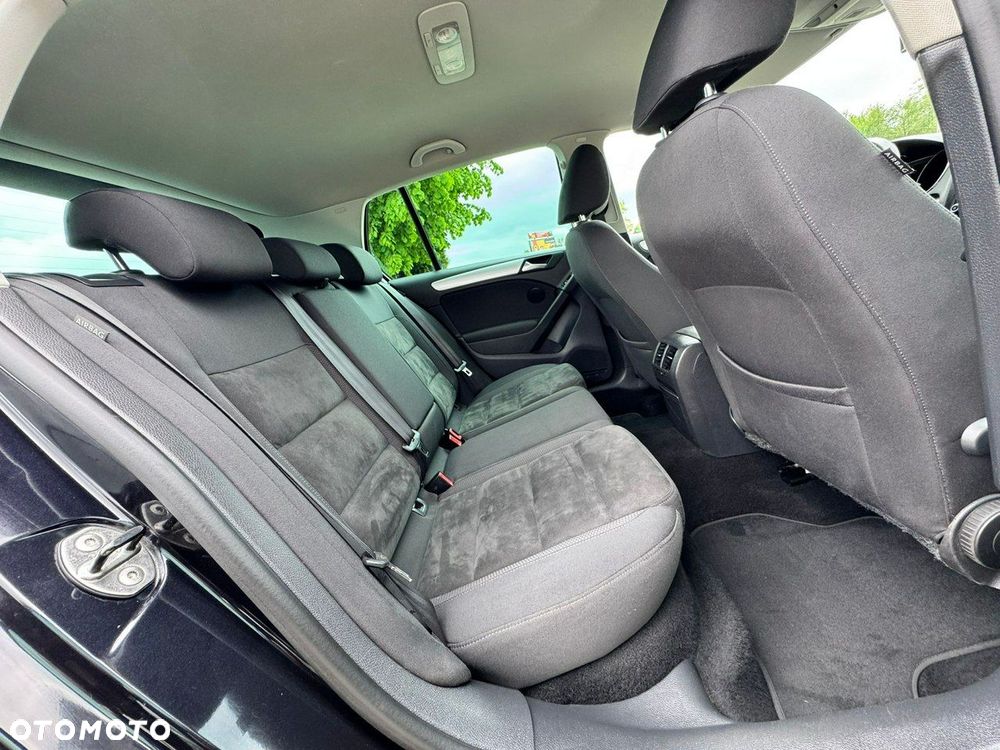 Volkswagen Golf 2.0 TDI 4Mot Highline - 30
