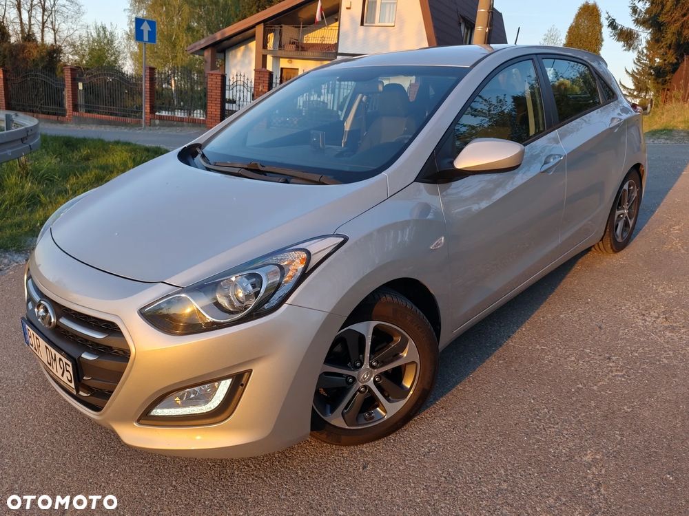 Hyundai i30 blue 1.4 YES Silver - 1