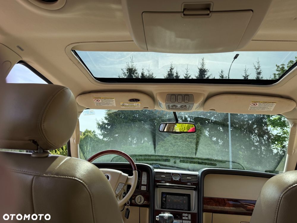 Lincoln Navigator 5.4 4WD Luxury - 24